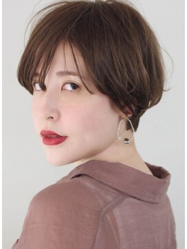 サーカス バイ ビュートリアム 青山(CIRCUS by BEAUTRIUM) ふんわり　丸み　マッシュショート　手入れ簡単　小顔