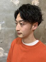 アカ(ACA)&nbsp;センターパートツイストスパイラルパーマツイストパーマ札幌大通