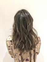 プラスシー(+C)&nbsp;ナチュラル地毛ハイライト