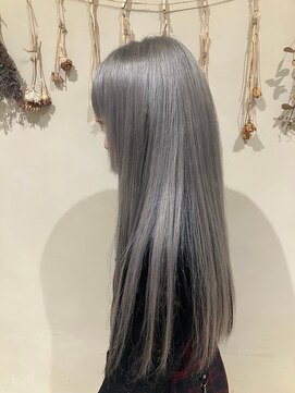 シャンプーボーイ セントラル 博多(SHAMPOO BOY central) シルバーアッシュ