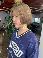 マド(Mado)&nbsp;ミルクティーコンパクトボブ