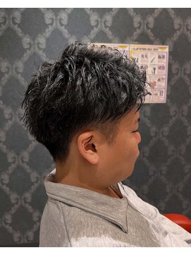 ルクールヘアアンドビューティー 燕三条店 スパイキーショート