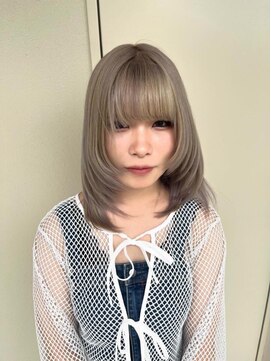 アルレン(Allen) グレージュ 顔周りレイヤー 宇都宮