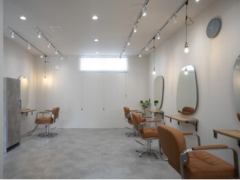 ナイロン 栃木店(NYLON.)の写真/【栃木にOPEN☆】一人一人の個性を活かしたデザインをご提案♪あなたの魅力を最大限に引き出す！