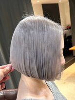 ロイス 神宮前(ROIS)&nbsp;ケアブリーチ/ミルクティーベージュ/髪質改善トリートメント/