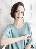 ツヤ感かきあげショートボブ
