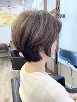 ハーツ(Heart's) 白髪ぼかし/イメチェンヘアスタイル/前髪カタログ/ショートボブ