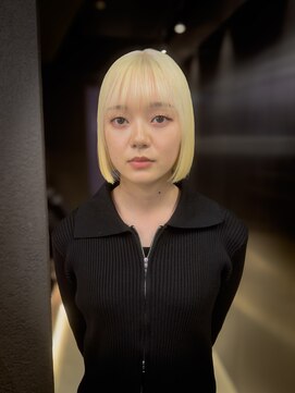 エン 栄店(enne) ホワイトブロンド×小顔ボブ