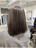 ベージュ×ココアベージュのアンブレラカラー赤羽美容室