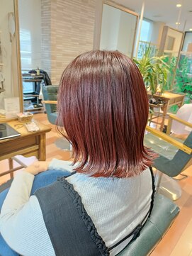 ルッカランス 王子店(Lucca Lance) 2月 ワインレッドカラー