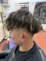 デザミ(Des Amis)&nbsp;バロックパーマ×フェード