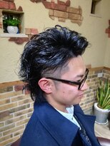 ホリデイ ヘアー(HORIDAY HAIR) 男の色気満載パーマ