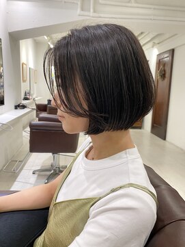 インビテーション(invitation) 。。newベーシック☆シンプルな大人ショートボブ。。