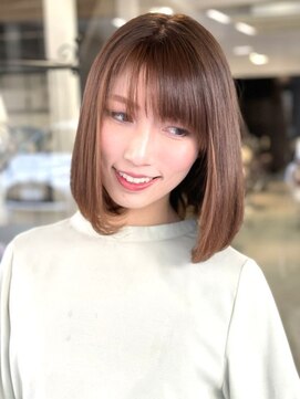 ノラ ウメダ(NORA UMEDA) 【NORA UMEDA 原】２５歳からのナチュラルボブ