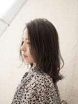 フェアスティックリヒト(VERSTECK Licht) 夏の暗め抜け感ヌーディカラー＊外ハネレイヤー