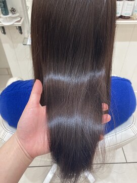 エクリフルール(equri fleur) ツヤツヤ髪