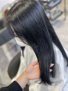 リーオオサカ(Lee Osaka) 【Lee大阪店】透明感☆くすみBLACK/新出奈津樹