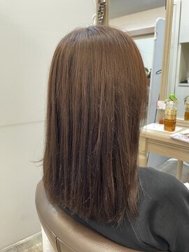 アルターリール(aL ter Rire) アッシュベージュ/イルミナカラー/澤瑞絵