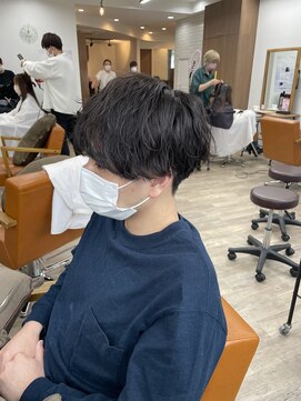 ルチナ 秦野(Lucina) メンズカット/波巻きパーマ/メンズパーマ/ゆるふわ/マッシュ