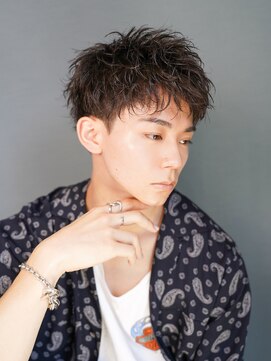 アルファ 新宿(alpha) フェザーパーマ/刈り上げセンターパート/サーフカール[新宿]