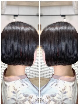 ニーラ バイ ニライカナイ 八幡宿店(Neela By Nirai Kanai) ミニボブ/黒髪/アッシュカラー/前髪カット/グレーベージュ