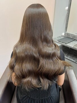 オズ 安積店(OZ) ダブルカラー外ハネボブインナーカラーハイライトケアブリーチ