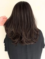 ネイロ バイ ジルブラン 葛西(NeiRo by JIL BLAN)&nbsp;ハイライト白髪ぼかしダブルカラーインナーカラーショートボブ