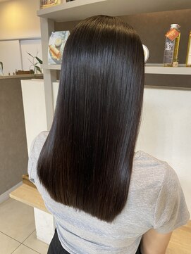 フォリア(Foria) 艶髪×髪質改善トリートメント