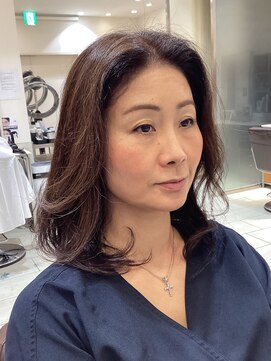 ピークアブー アヴェダ アトレ恵比寿(PEEK-A-BOO AVEDA) ロングレイヤーベージュカラー