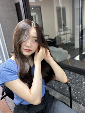 リリー(Re.ly) ベージュカラー