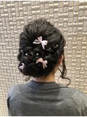 【 Olive’s by neolive】リボンヘアアレンジ