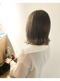 グレージュ ボブ 切りっぱなしボブ