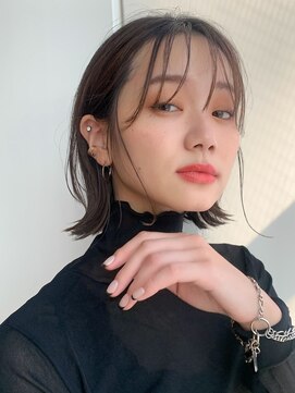 エインアンリー 表参道(AIN.ANLY.) 小顔カットの耳かけボブルフ☆ハイライトカラーピンクベージュ