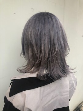 カリーナコークス 原宿 渋谷(Carina COKETH) インナーカラー/アッシュ/ダブルカラー/ケアブリーチ/オージュア