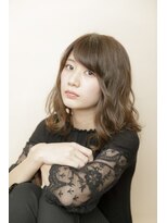 アフロディーテ ギンザ 秋葉原店(APHRODITE GINZA)&nbsp;ミディアム/デザインカラー/シルキーベージュ/斜めバング/秋葉原