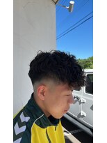 ニコ ヘアリラクゼーション(Nico hair relaxation)&nbsp;メンズカット＋パーマサイド刈り上げ人気スタイル