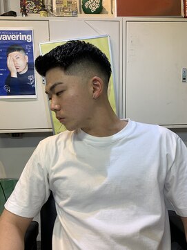 メリケンバーバーショップ フクオカ(MERICAN BARBERSHOP FUK) ハイライトマッシュパーマウルフアッシュブラック