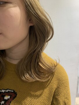 バズ(BUZZ) ブリーチ×イエローベージュ＊BUZZ岡本