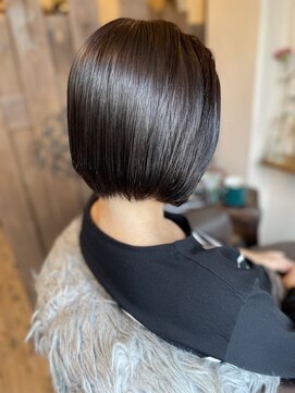 スノードロップ(SNOW DROP) 40代50代xボブ×アッシュカラー