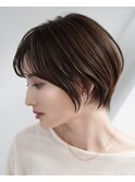 表参道くびれショート白髪ぼかし切りっぱなしボブレイヤーカット