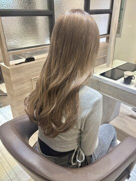 ジャストビューティマカロン 上大岡(Just Beauty macaron) 【 mio 】ダブルカラー/ミルクティー/ベージュ