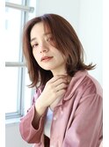 センターパート　ロブヘアスタイル