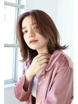 エクリフルール(equri fleur)&nbsp;センターパート　ロブヘアスタイル