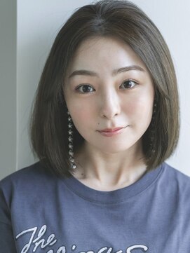 エミュ 表参道 青山(emu) 【emu井上信洋】ぱつっとボブとオリーブグレージュ【エミュ】