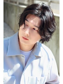 クーエフー(coo et fuu) センターパートスパイラルパーマシャドーパーマ秋カラー