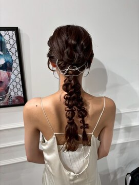 ウェディング前撮りヘアメイク担当nagai