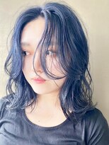 アース 相模大野店(EARTH)&nbsp;春カラー◎ブリーチネイビーブルー×韓国風くびれレイヤー30代