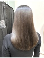 レス 仙台(Less) 【艶と柔らかさ】グレーブラウン 20代/30代/40代