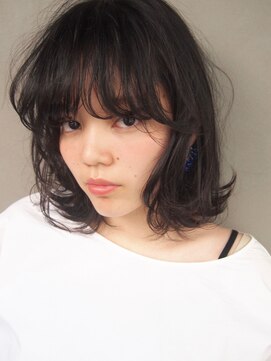 コス(kos) 重軽な小顔ボブ