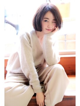 イグレックビス(igrek bis) IGREKBISジグザグバング×ブルージュ×3Ｄカラー×ミニマムボブ